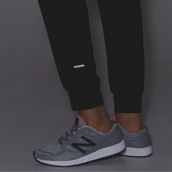 NWT Lululemon Athletica Black Ready to Rulu High-Rise Jogger
Full Length pants - Picture 5 of 16